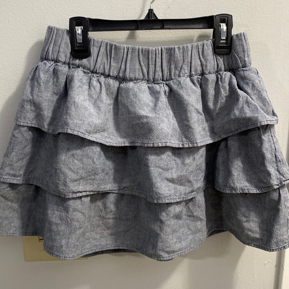 Ruffle skirt